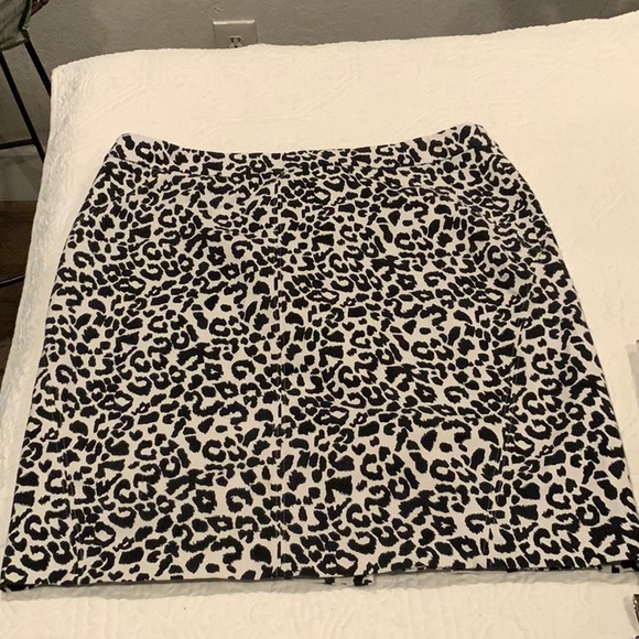 Lot of 3 Skirts - Picture 5 of 7